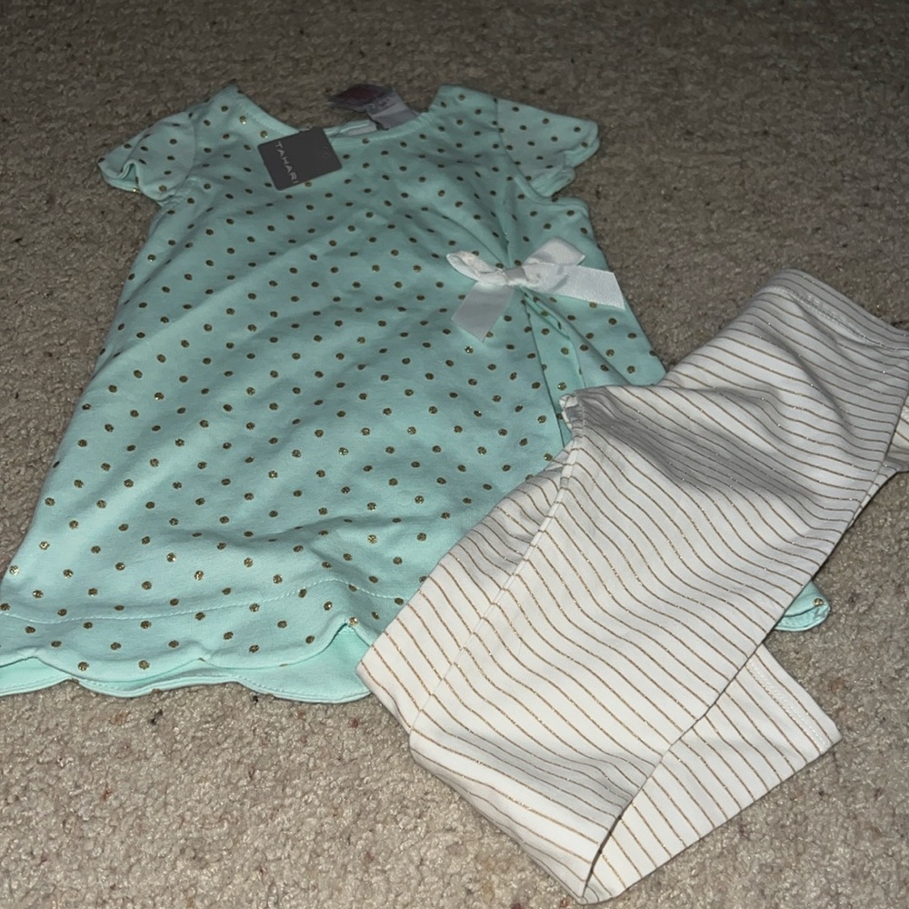 NWT - 2 piece set
